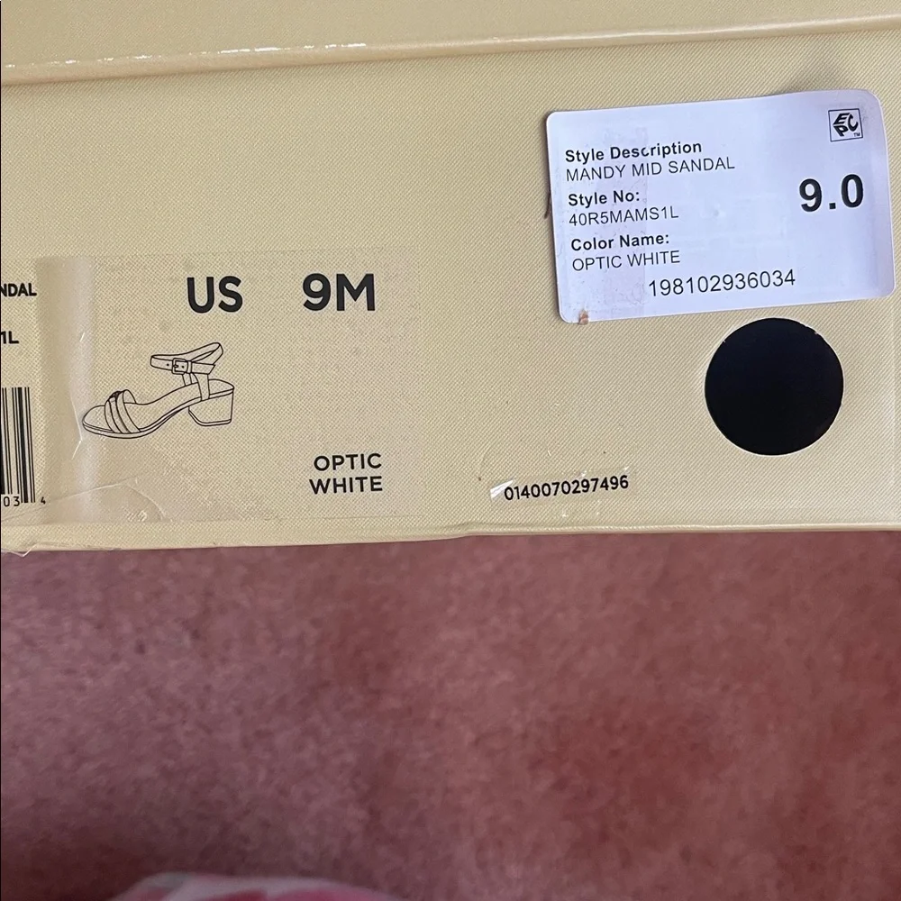 Michael Kors White and Tan Women's Sandals - Picture 5 of 12